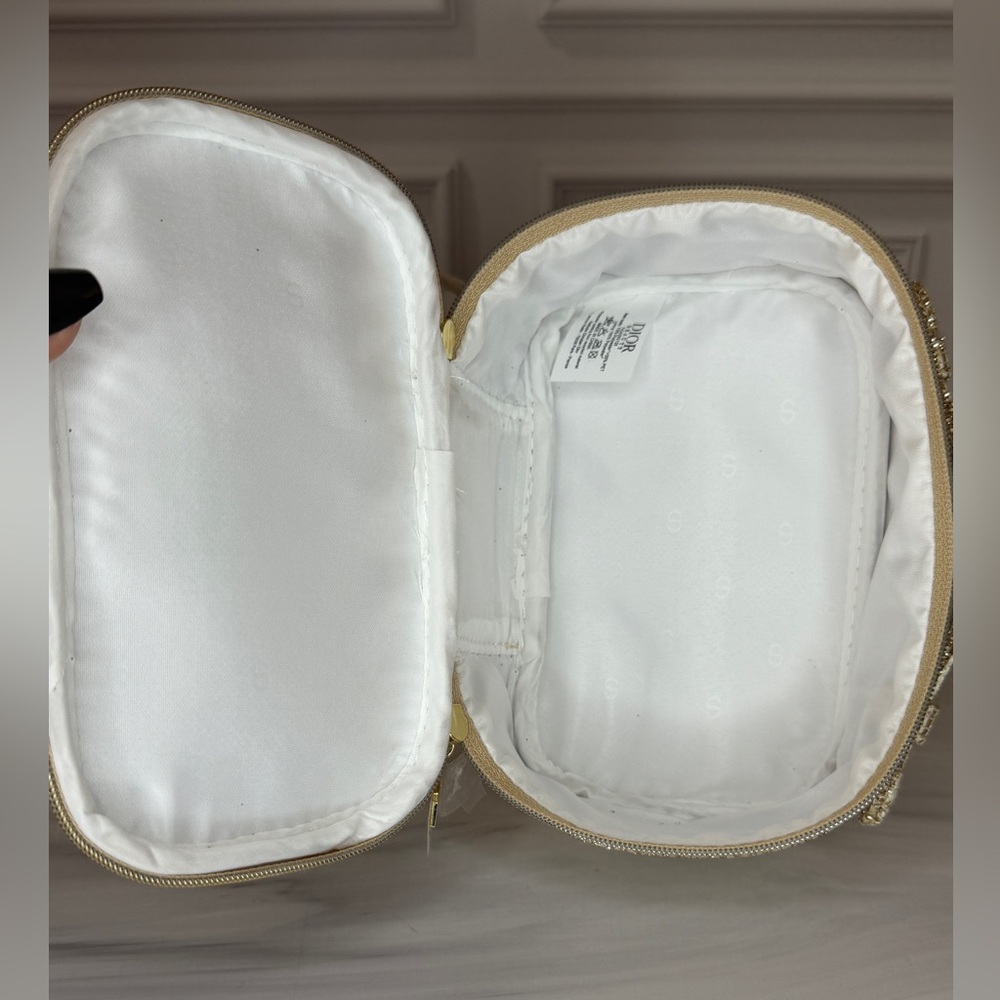 Dior Gold Woven Cosmetic Travel Bag with Star Detailing | Brand New in Box - Picture 8 of 8